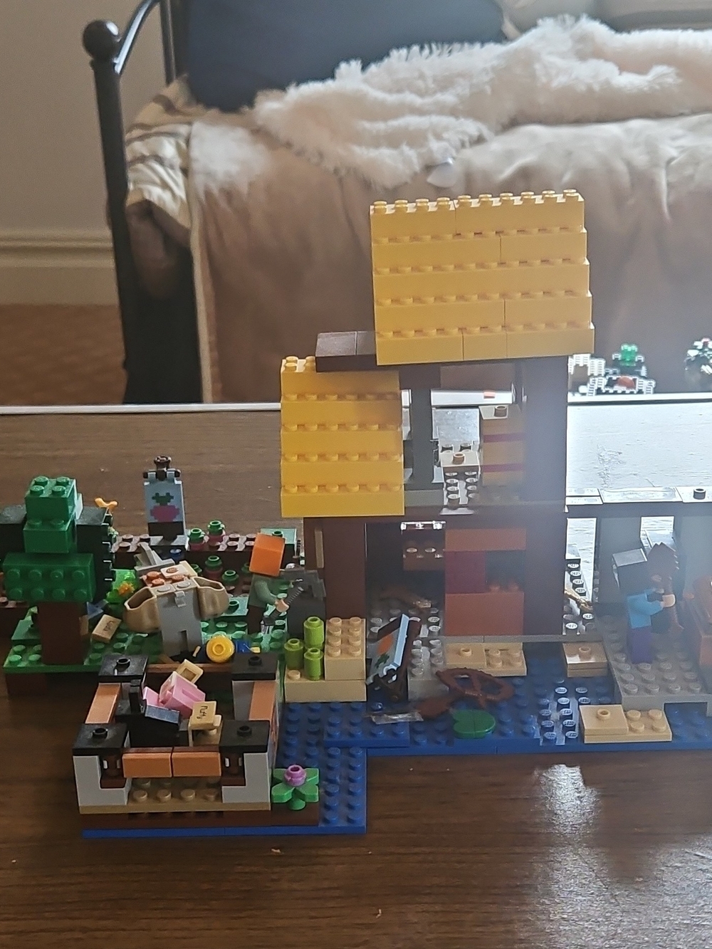 LEGO Minecraft The Farm Cottage 21144